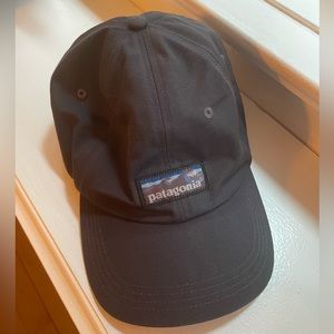 Patagonia Baseball Cap Hat - Navy Colour Unisex Low Profile Ocean Logo